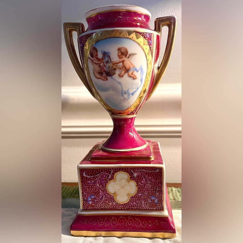 Antique Royal Vienna Porcelain Urn, rare, excellent condition